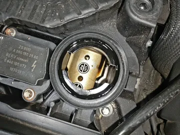 ДВИГАТЕЛЬ НА MERCEDES-BENZ E-CLASS W212 271860