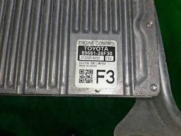 ДВИГАТЕЛЬ НА TOYOTA VOXY ZWR80W 2ZR-FXE