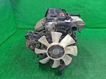 ДВИГАТЕЛЬ НА MITSUBISHI CANTER FE568 4D35