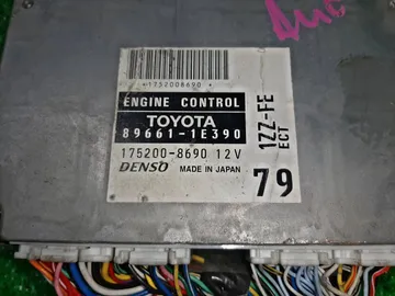 ДВИГАТЕЛЬ НА TOYOTA WILL VS ZZE127 1ZZ-FE