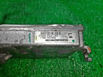 ДВИГАТЕЛЬ НА HONDA STREAM RN1 D17A