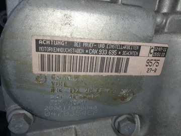 ДВИГАТЕЛЬ НА VOLKSWAGEN PASSAT 3C5 CAX