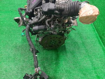 ДВИГАТЕЛЬ НА NISSAN SERENA C25 MR20DE