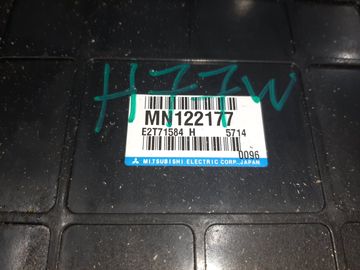 ДВИГАТЕЛЬ НА MITSUBISHI PAJERO IO H77W 4G94