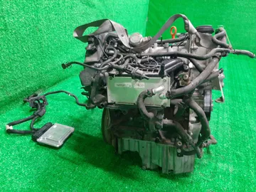 ДВИГАТЕЛЬ НА VOLKSWAGEN GOLF 5K1 CAXA