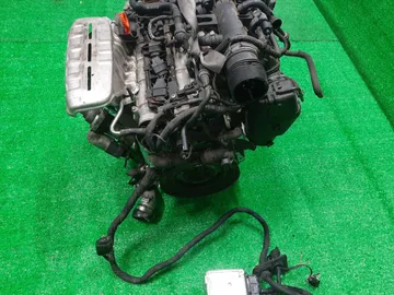 ДВИГАТЕЛЬ НА VOLKSWAGEN GOLF 5K1 CAVD
