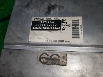 ДВИГАТЕЛЬ НА TOYOTA PLATZ SCP11 1SZ-FE