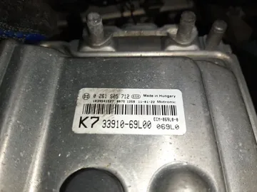 ДВИГАТЕЛЬ НА SUZUKI SWIFT ZC72S K12B