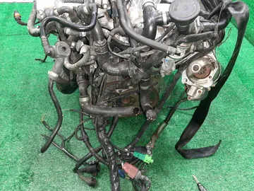 ДВИГАТЕЛЬ НА AUDI A4 8E5 AMB