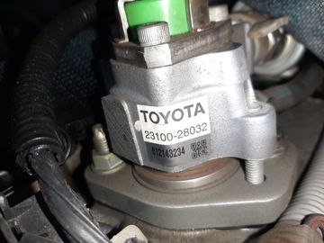 ДВИГАТЕЛЬ НА TOYOTA AVENSIS AZT251 2AZ-FSE
