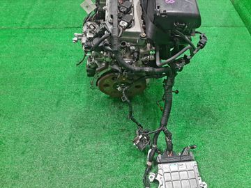 ДВИГАТЕЛЬ НА TOYOTA VITZ SCP90 2SZ-FE