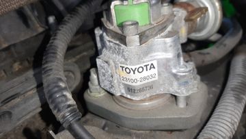 ДВИГАТЕЛЬ НА TOYOTA AVENSIS AZT251 2AZ-FSE