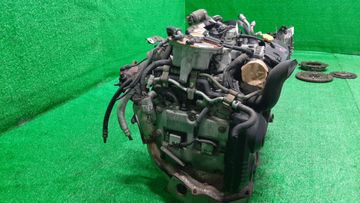 ДВИГАТЕЛЬ НА SUBARU FORESTER SG5 EJ205