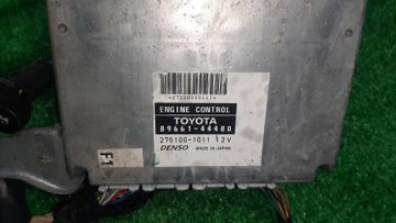 ДВИГАТЕЛЬ НА TOYOTA ISIS ZNM10G 1ZZ-FE