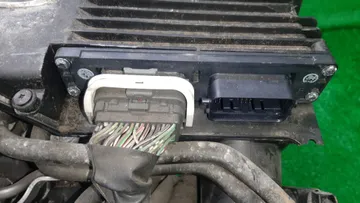 ДВИГАТЕЛЬ НА MAZDA AXELA BK5P ZY-VE