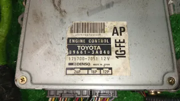 ДВИГАТЕЛЬ НА TOYOTA CROWN GS151 1G-FE