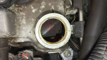 ДВИГАТЕЛЬ НА TOYOTA ISIS ZNM10G 1ZZ-FE