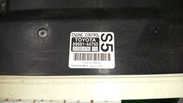ДВИГАТЕЛЬ НА TOYOTA ISIS ZGM10G 2ZR-FAE