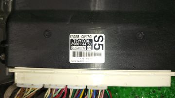 ДВИГАТЕЛЬ НА TOYOTA ISIS ZGM10G 2ZR-FAE