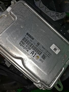 ДВИГАТЕЛЬ НА TOYOTA VITZ KSP130 1KR-FE