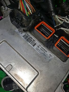 ДВИГАТЕЛЬ НА HONDA STREAM RN6 R18A