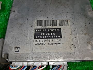ДВИГАТЕЛЬ НА TOYOTA ISIS ZNM10G 1ZZ-FE