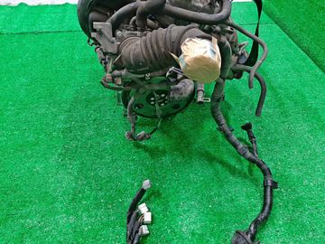 ДВИГАТЕЛЬ НА TOYOTA ISIS ZNM10G 1ZZ-FE