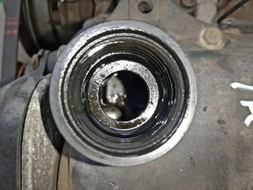 ДВИГАТЕЛЬ НА TOYOTA GRANVIA KCH16W 1KZ-TE