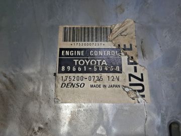 ДВИГАТЕЛЬ НА TOYOTA CELSIOR UCF21 1UZ-FE