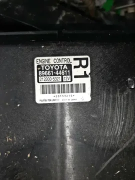 ДВИГАТЕЛЬ НА TOYOTA ISIS ZGM10G 2ZR-FAE