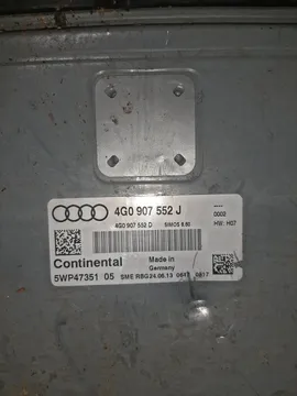 ДВИГАТЕЛЬ НА AUDI A6 4G2 CHVA