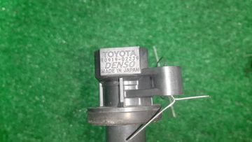 КАТУШКА ЗАЖИГАНИЯ НА TOYOTA OPA ZCT10 1ZZ-FE
