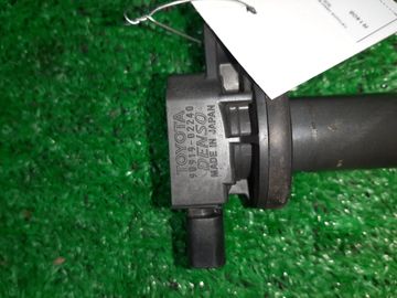 КАТУШКА ЗАЖИГАНИЯ НА TOYOTA RACTIS SCP100 2SZ-FE