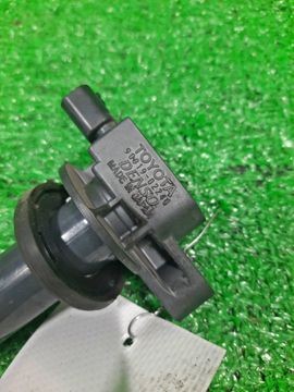 КАТУШКА ЗАЖИГАНИЯ НА TOYOTA PORTE NNP11 1NZ-FE