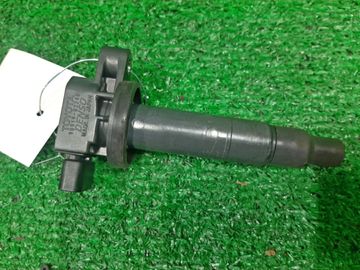 КАТУШКА ЗАЖИГАНИЯ НА TOYOTA PORTE NNP11 1NZ-FE