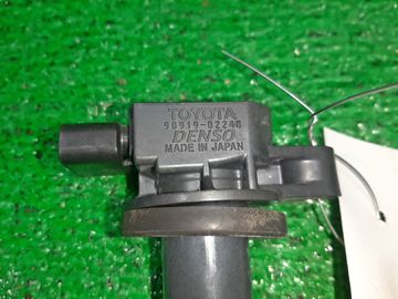 КАТУШКА ЗАЖИГАНИЯ НА TOYOTA RAUM NCZ20 1NZ-FE