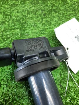 КАТУШКА ЗАЖИГАНИЯ НА TOYOTA BB NCP31 1NZ-FE