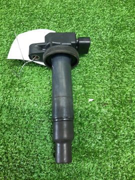КАТУШКА ЗАЖИГАНИЯ НА TOYOTA BB NCP31 1NZ-FE