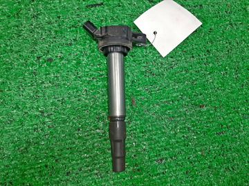 КАТУШКА ЗАЖИГАНИЯ НА TOYOTA ISIS ZGM15G 2ZR-FAE