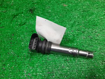 КАТУШКА ЗАЖИГАНИЯ НА VOLKSWAGEN GOLF 1K1 CAVD