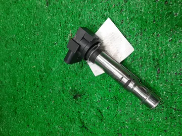 КАТУШКА ЗАЖИГАНИЯ НА VOLKSWAGEN GOLF 1K1 CAVD