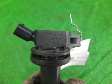 КАТУШКА ЗАЖИГАНИЯ НА TOYOTA ESTIMA ACR50W 2AZ-FE