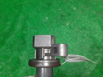 КАТУШКА ЗАЖИГАНИЯ НА TOYOTA PREMIO ZZT240 1ZZ-FE