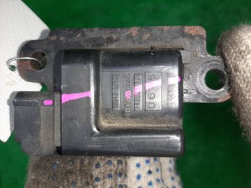 КАТУШКА ЗАЖИГАНИЯ НА TOYOTA CAMI J122E K3-VE