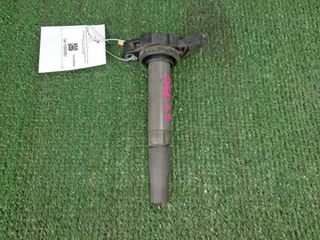 КАТУШКА ЗАЖИГАНИЯ НА TOYOTA VELLFIRE AGH35W 2AR-FE