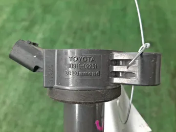 КАТУШКА ЗАЖИГАНИЯ НА TOYOTA ESTIMA GSR55W 2GR-FE