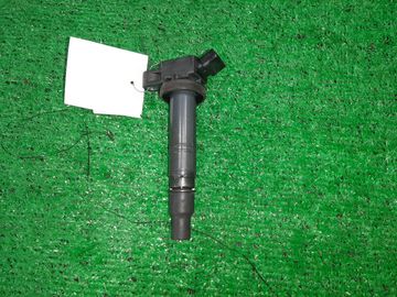 КАТУШКА ЗАЖИГАНИЯ НА TOYOTA RACTIS NCP125 1NZ-FE