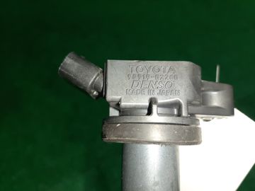 КАТУШКА ЗАЖИГАНИЯ НА TOYOTA RACTIS NCP125 1NZ-FE