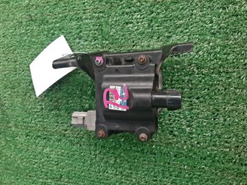 КАТУШКА ЗАЖИГАНИЯ НА TOYOTA CORONA EXIV ST200 4S-FE