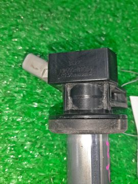 КАТУШКА ЗАЖИГАНИЯ НА TOYOTA PASSO KGC30 1KR-FE